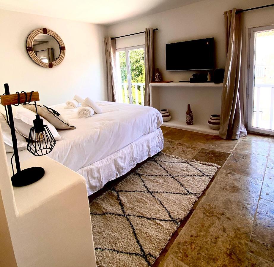 Les Vagues Hotel Saintes-Maries-de-la-Mer Eksteriør billede